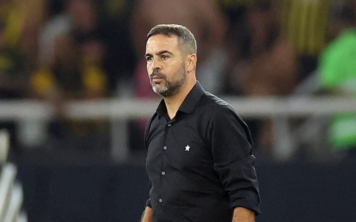 Artur Jorge está próximo de ser o novo comandante do Cruzeiro (Foto: Vitor Silva/Botafogo)