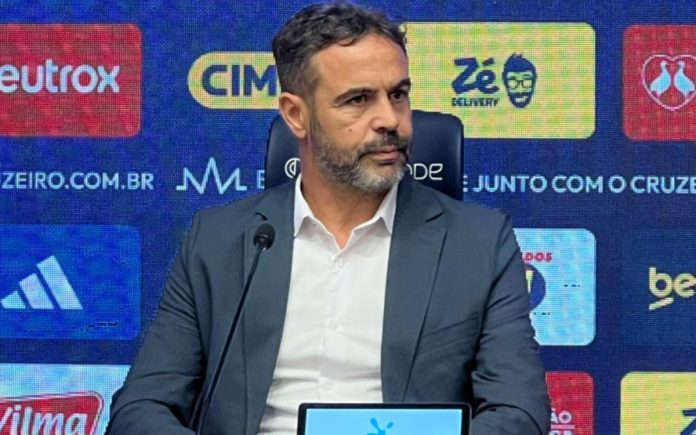 Artur Jorge, novo treinador do Cruzeiro (Foto: Leonardo Gimenez/Central da Toca)