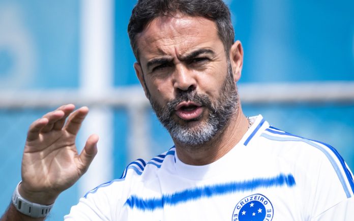 Artur Jorge estreará pelo Cruzeiro contra o Vitória, no Mineirão