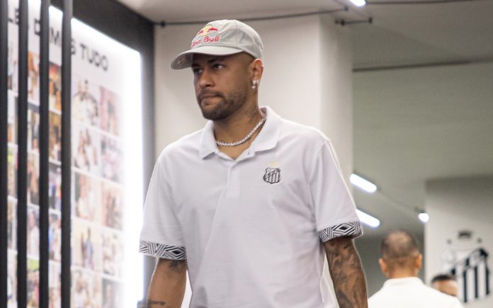 Neymar vai desfalcar o Santos contra o Cruzeiro