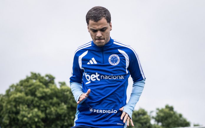 Vitinho, meio-campista do Cruzeiro, está a caminho do Náutico (Foto: Gustavo Aleixo/Cruzeiro)
