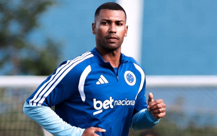 Walace, volante do Cruzeiro (Foto: Gustavo Martins/Cruzeiro)