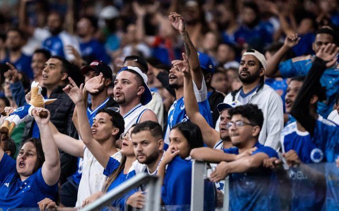 Torcida do Cruzeiro no Mineirão (Foto: Gustavo Aleixo/Cruzeiro)