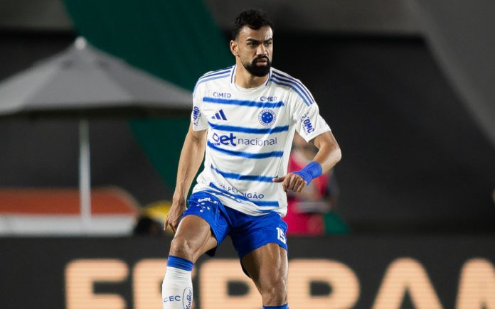 Fabrício Bruno no empate contra o Goiás, pela Copa do Brasil