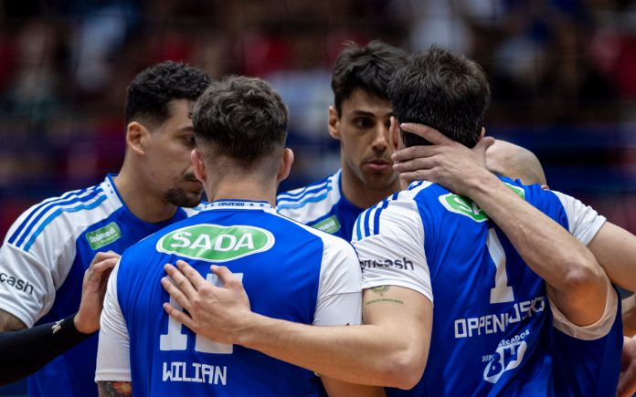Elenco do Sada Cruzeiro (Foto: Agência i7/Sada Cruzeiro)