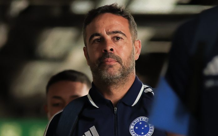 Artur Jorge, técnico do Cruzeiro (Foto: Gustavo Martins/Cruzeiro)