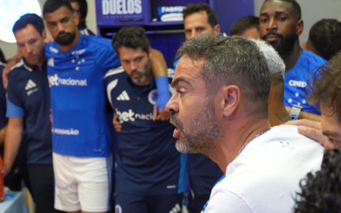 Artur Jorge fez pedidos aos atletas antes de estrear pelo Cruzeiro