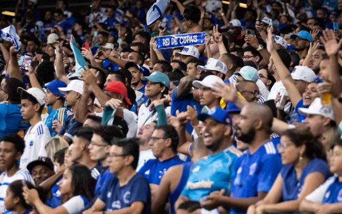 Torcida do Cruzeiro no Mineirão (Foto: Gustavo Aleixo/Cruzeiro)