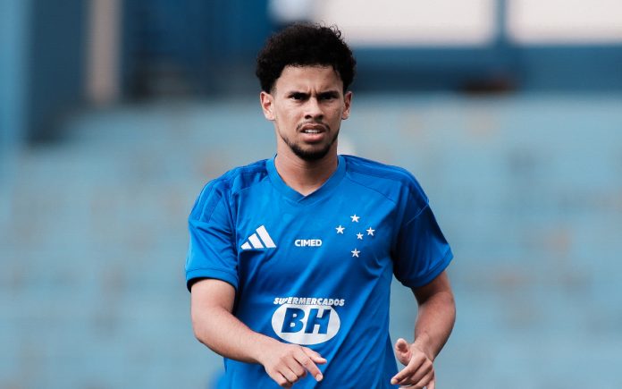 Rhuan Gabriel, meia do Cruzeiro (Foto: Gustavo Martins/Cruzeiro)
