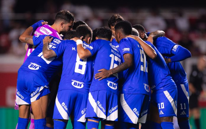 Elenco do Cruzeiro no Morumbis