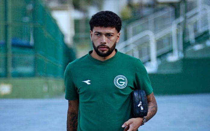 Filipe Machado, meio-campista do Goiás (Foto: Goiás/Divulgação)
