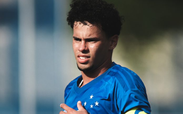 Rhuan Gabriel, camisa 10 do time sub-20 do Cruzeiro, foi relacionado para o jogo diante do Remo (Foto: Gustavo Martins/Cruzeiro)