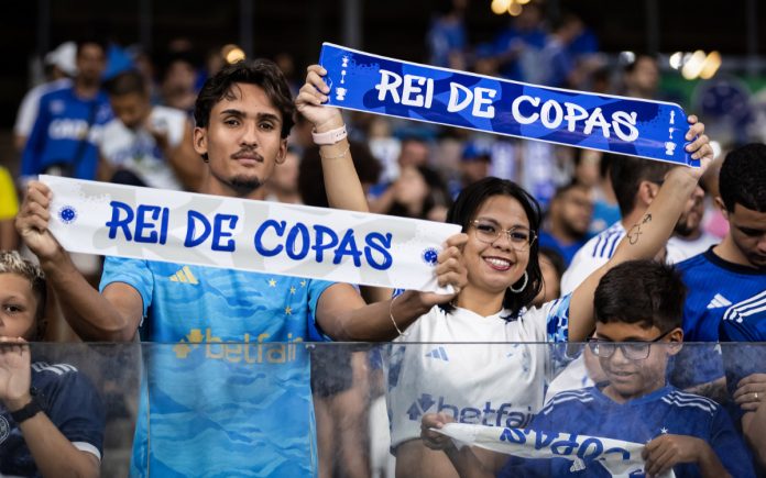 Torcida do Cruzeiro no Mineirão (Foto: Gustavo Aleixo/Cruzeiro)