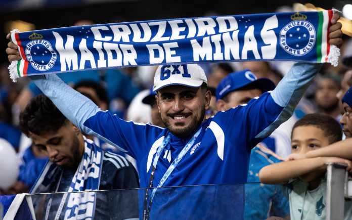 Torcida do Cruzeiro no Mineirão (Foto: Gustavo Aleixo/Cruzeiro)