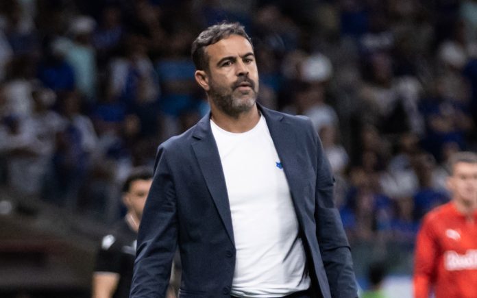 Artur Jorge, técnico do Cruzeiro