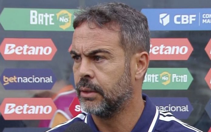 Artur Jorge, técnico do Cruzeiro (Foto: Reprodução/Premiere)