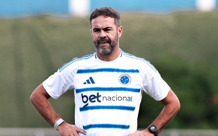 Artur Jorge, treinador do Cruzeiro (Foto: Gustavo Martins/Cruzeiro)