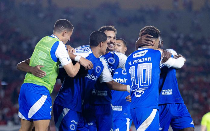 Em 2025, Cruzeiro também jogou no Serra Dourada e venceu o Vila Nova, por 3 a 0 (Foto: Heber Gomes/Cruzeiro)
