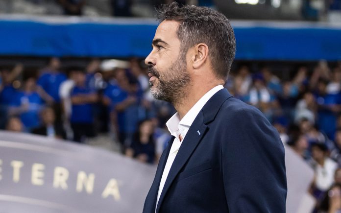Artur Jorge, treinador do Cruzeiro (Foto: Gustavo Aleixo/Cruzeiro)