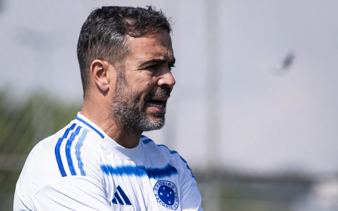 Artur Jorge, treinador do Cruzeiro
