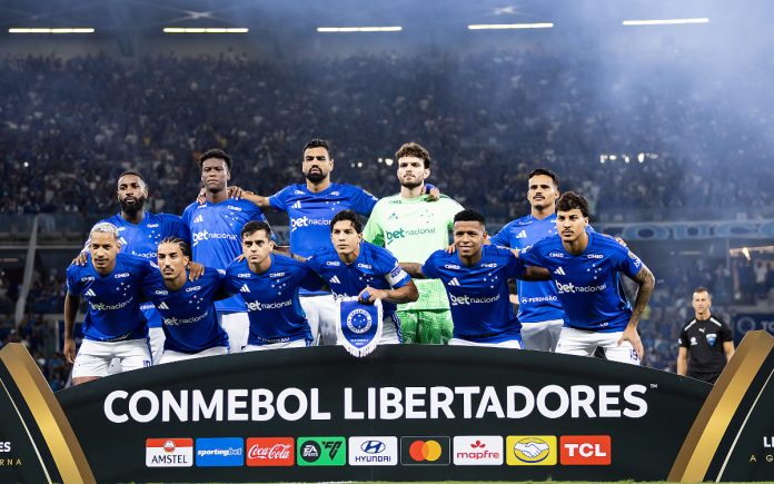 Jogadores do Cruzeiro pela Libertadores (Foto: Gustavo Aleixo/Cruzeiro)