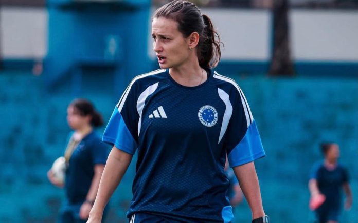 Ana Maria Zanatta, nova treinadora da equipe Sub-17 Feminina do Cruzeiro (Foto: Dan Costa/Cruzeiro)