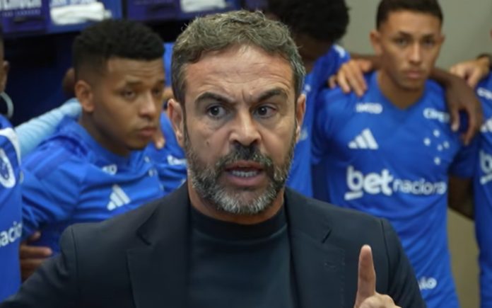 Artur Jorge, técnico do Cruzeiro (Foto: Reprodução/TV Cruzeiro)