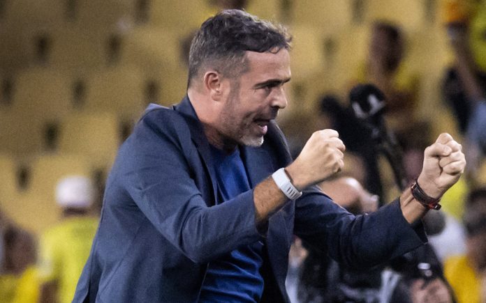 Artur Jorge, técnico do Cruzeiro