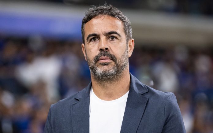 Artur Jorge, técnico do Cruzeiro