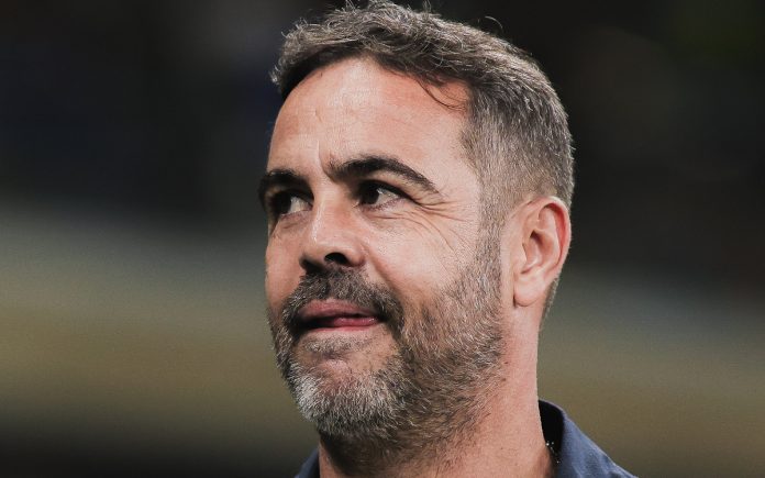 Artur Jorge, técnico do Cruzeiro