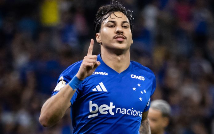 Kaio Jorge marcou gol de pênalti contra o Goiás