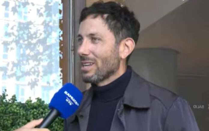 Ariel Cabral, ex-volante do Cruzeiro, concedeu entrevista exclusiva à Samuca TV (Foto: Samuca TV)
