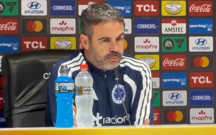 Artur Jorge, treinador do Cruzeiro (Foto: Reprodução/Samuca TV)