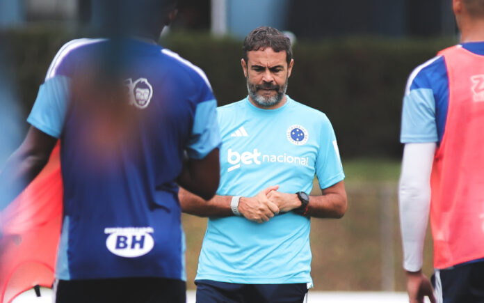 Artur Jorge, técnico do Cruzeiro (Foto: Gustavo Martins/Cruzeiro)