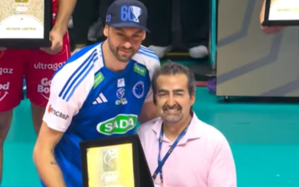 Lucão brilha em título pelo Sada Cruzeiro e fatura prêmio de MVP da Superliga; veja ‘seleção’