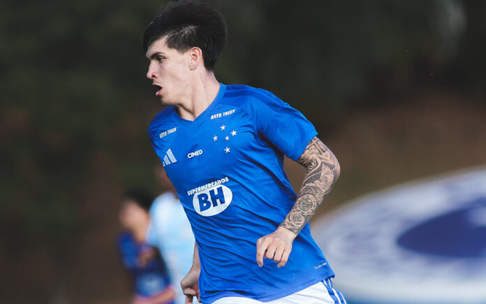 Rayan Lelis é uma das joias da base celeste