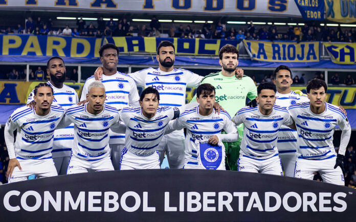 Time do Cruzeiro na Bombonera