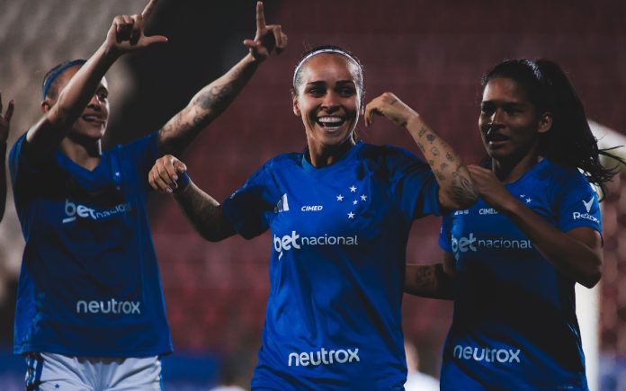 Cruzeiro venceu o América-MG nesta sexta (8), pelo Brasileirão Feminino