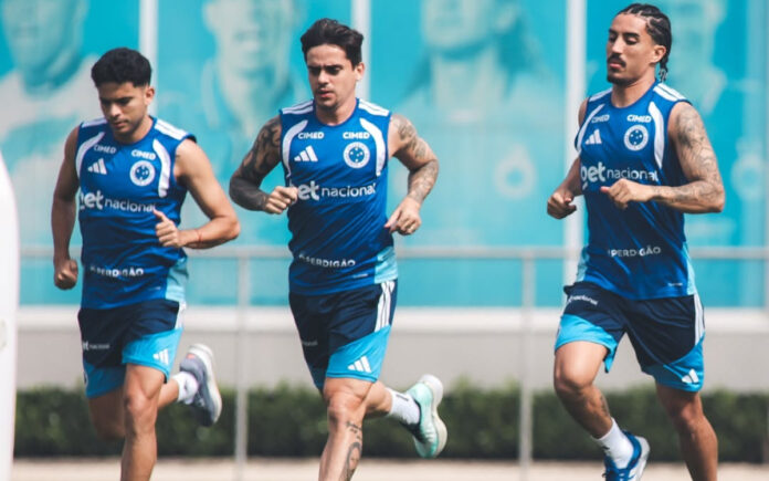 Bruno Rodrigues, Fagner e Christian em treino na Toca II