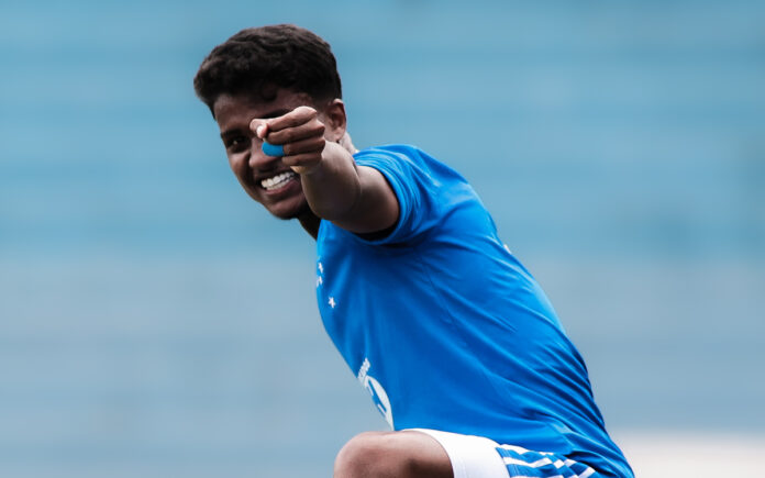 Ruan Índio marcou três gols em vitória do Cruzeiro