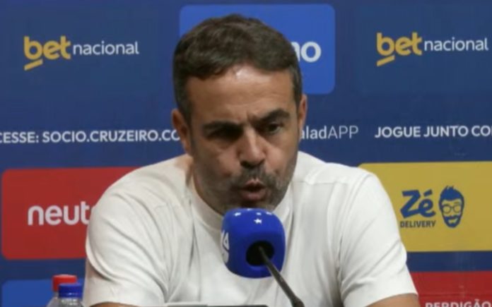 Artur Jorge, treinador do Cruzeiro