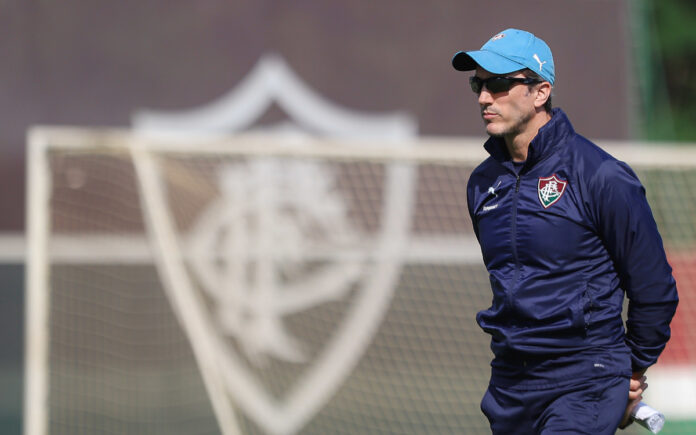 Zubeldía prepara mudanças no Fluminense para duelo com Cruzeiro
