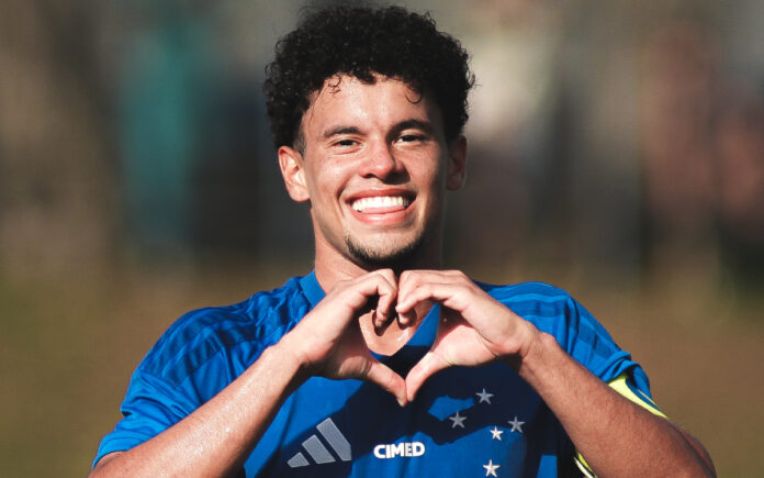 Rhuan Gabriel, meia do Cruzeiro (Foto: Gustavo Martins/ Cruzeiro)