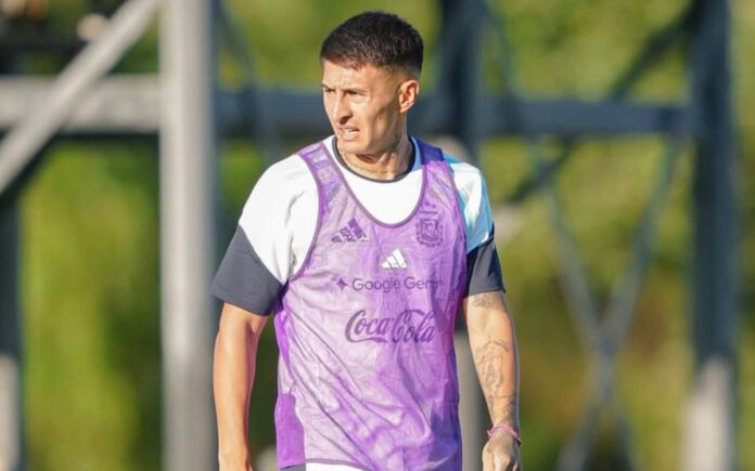 Rojas, lateral-esquerdo do Racing, próximo do Cruzeiro (Foto: Tato Pagano/AFA)