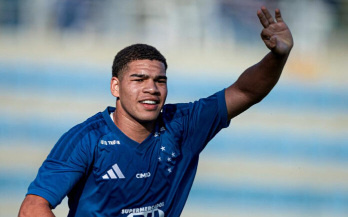 Thaylon Barbosa, atacante do Cruzeiro (Foto: Felipe Deslandes/Onefoto)