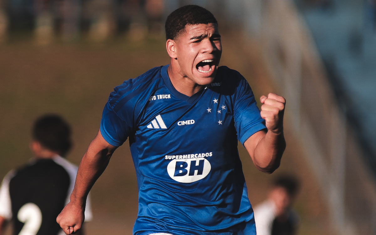 Cruzeiro assina contrato profissional com joia do sub-17; veja detalhes