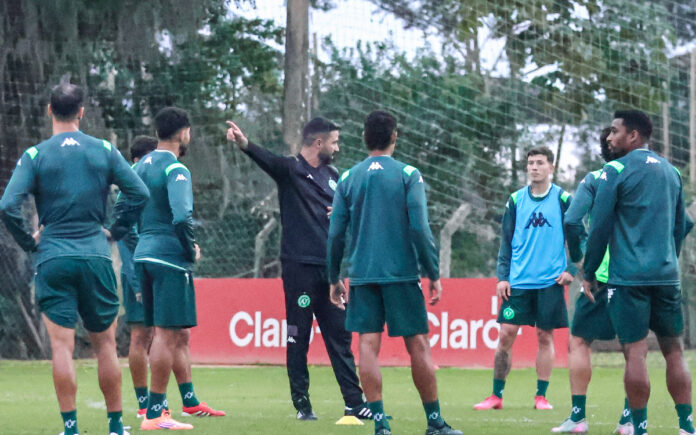 Rafael Lacerda é o novo treinador da Chapecoense (Foto: Rafael Bressan/Chapecoense)