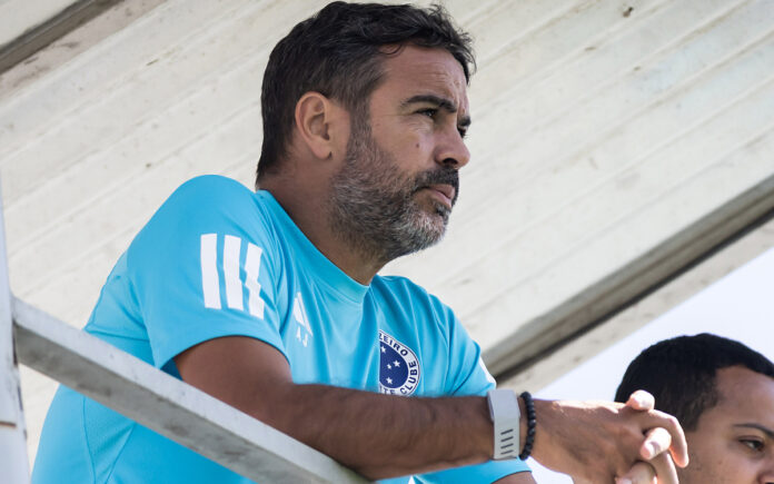 Artur Jorge, técnico do Cruzeiro (Foto: Gustavo Aleixo/Cruzeiro)