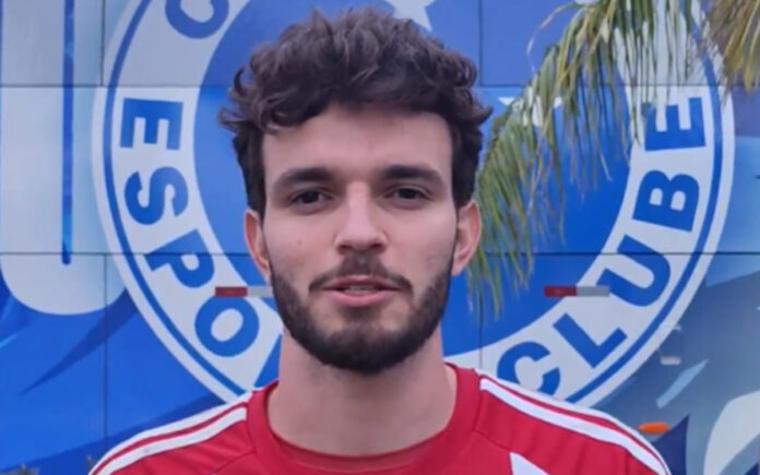 Goleiro Otávio
