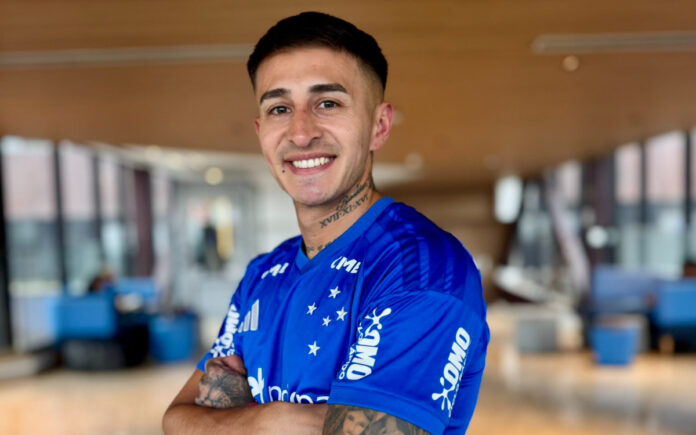 Gabriel Rojas, ex-Racing, foi anunciado pelo Cruzeiro